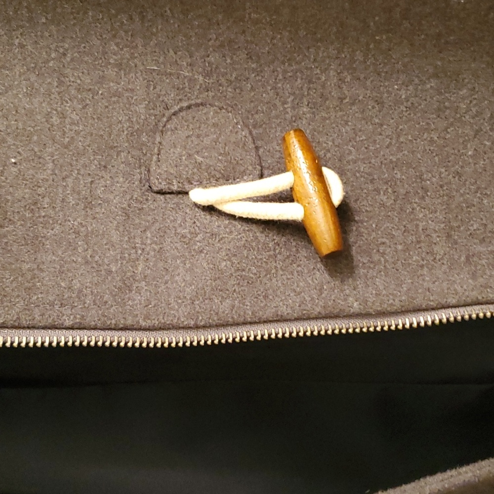 Coat - Picture 4 of 5